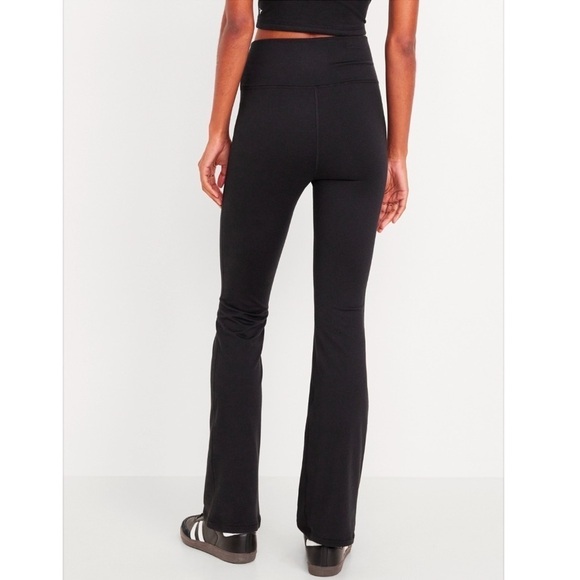 NWT Old Navy Extra High-Waisted CloudComfy Boot-Cut Leggings Black Jack Size SP - Picture 6 of 15